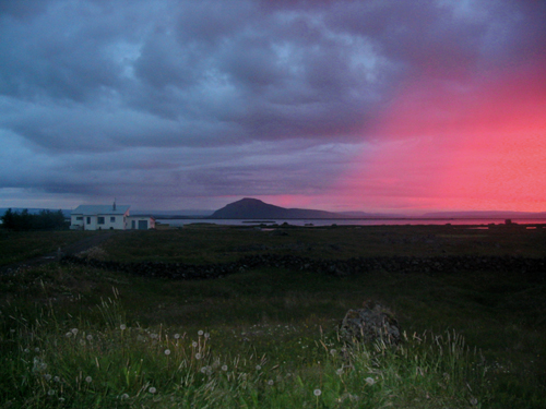 Sol de Medianoche en Myvatn